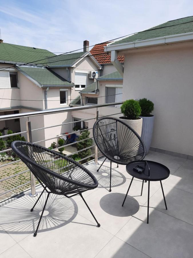 Lovely Private Flats Free Parking Novi Sad Esterno foto