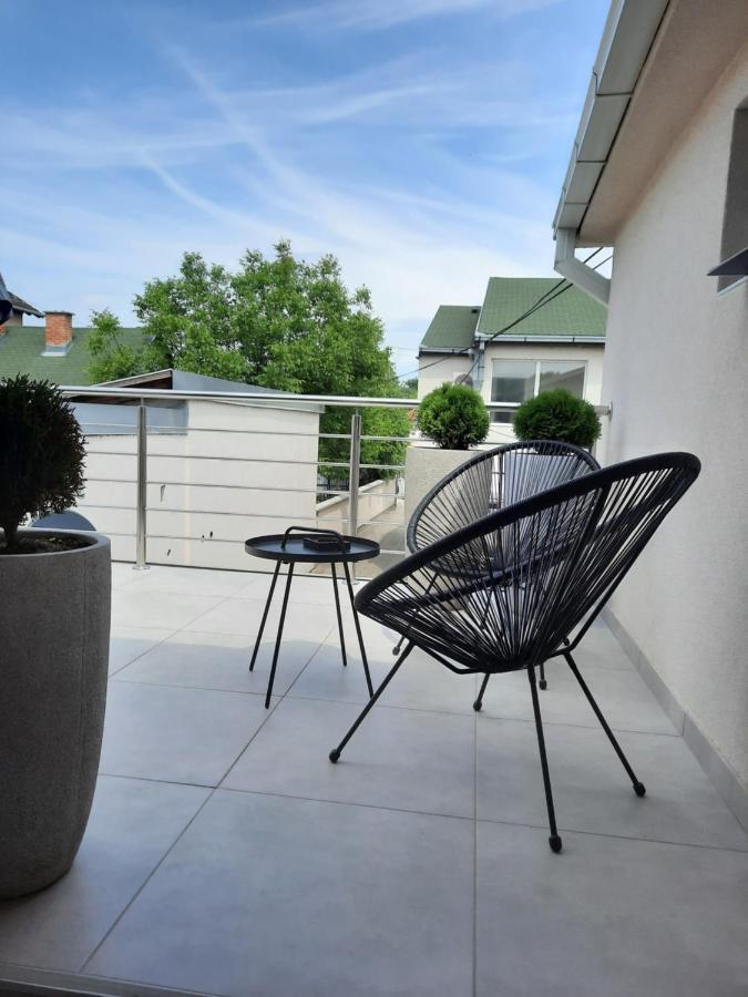 Lovely Private Flats Free Parking Novi Sad Esterno foto
