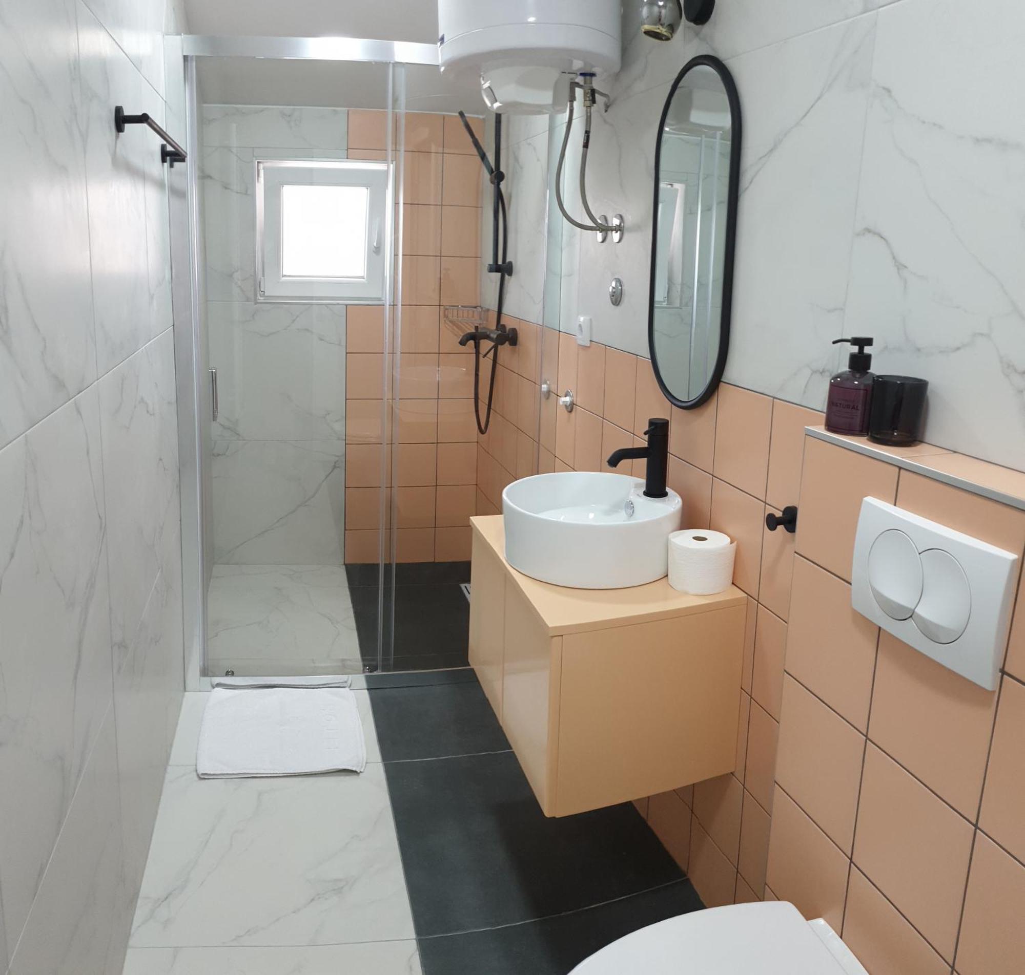 Lovely Private Flats Free Parking Novi Sad Esterno foto