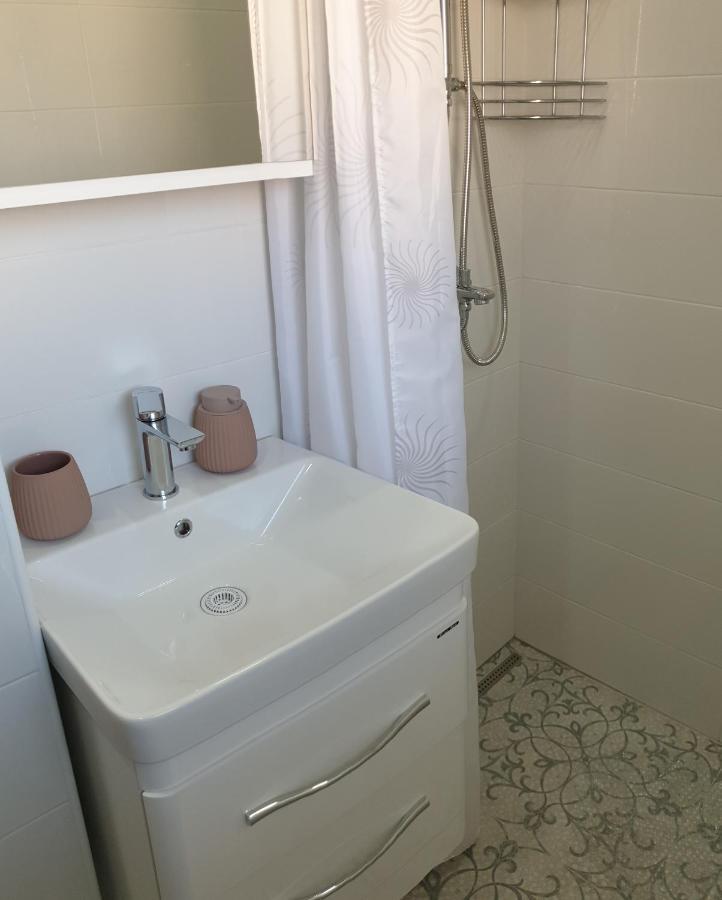 Lovely Private Flats Free Parking Novi Sad Esterno foto