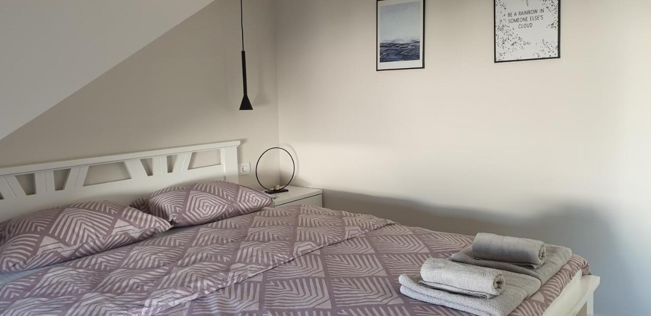 Lovely Private Flats Free Parking Novi Sad Esterno foto