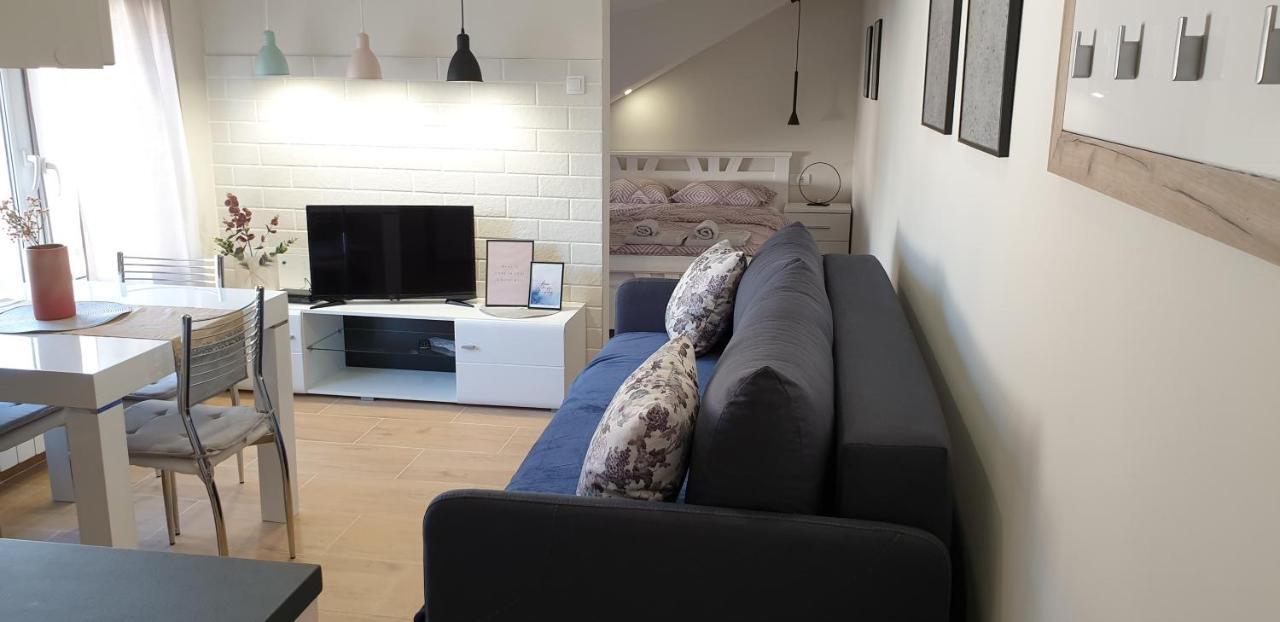 Lovely Private Flats Free Parking Novi Sad Esterno foto