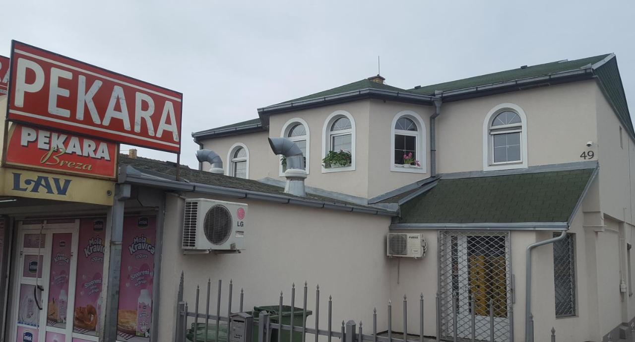 Lovely Private Flats Free Parking Novi Sad Esterno foto